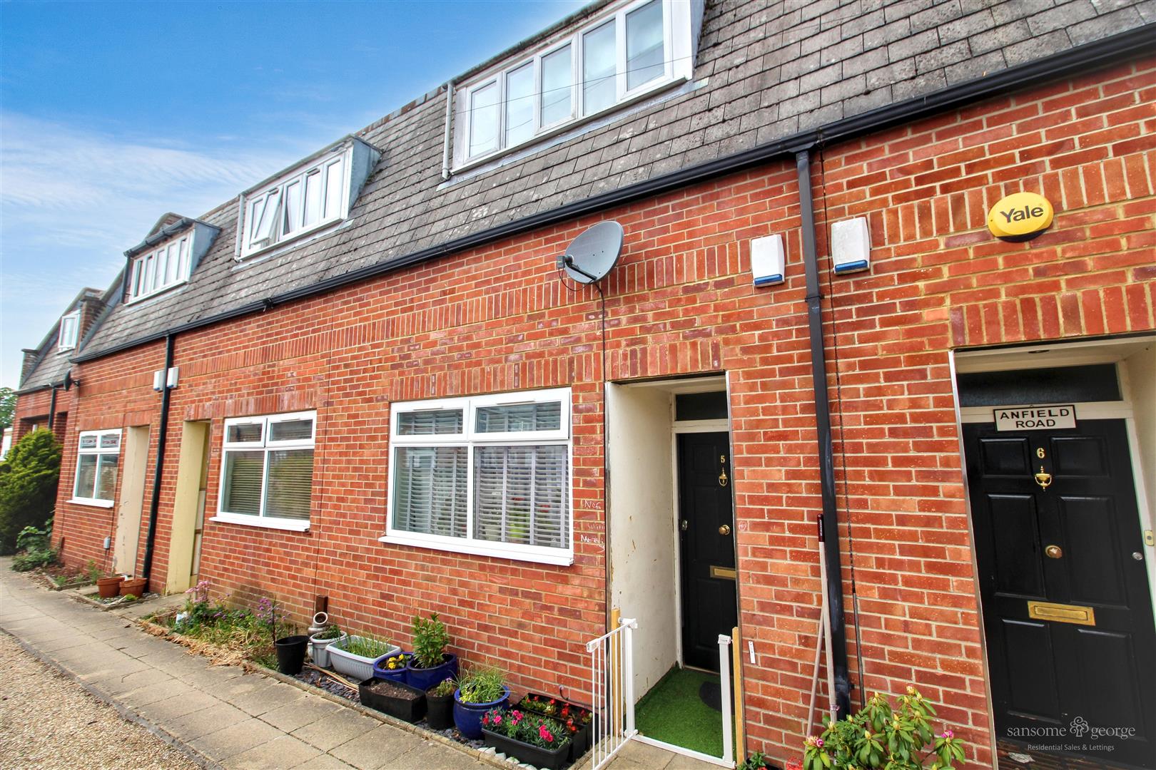 Norcot Road, Tilehurst, Reading